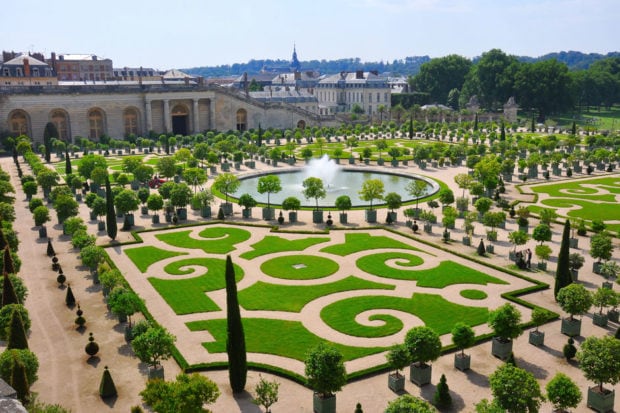 The gardens at Versailles. Courtesy Fotolia.