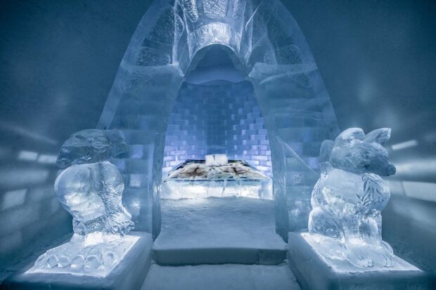 Art suite at the Icehotel. Courtesy Icehotel