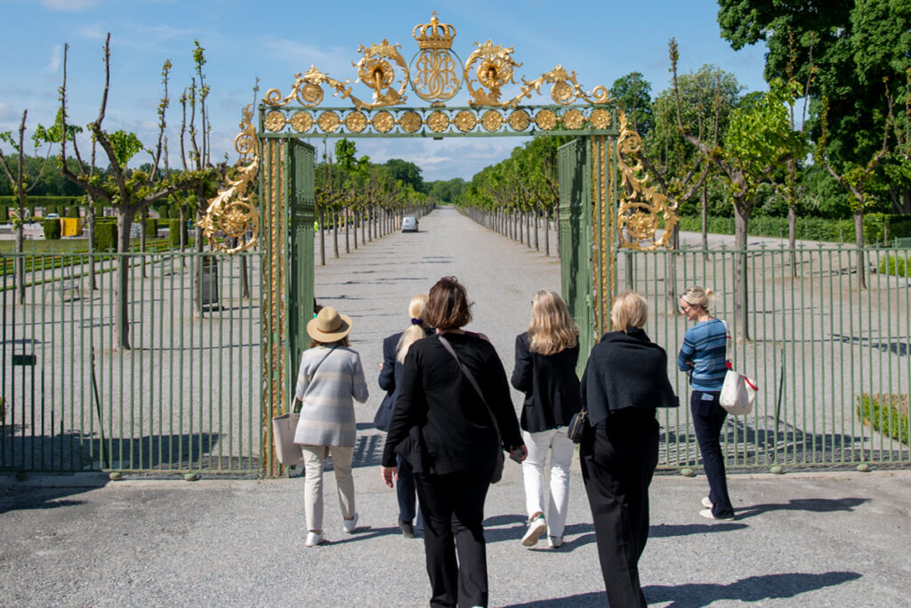 Group touring, Stockholm, Kate Gabor