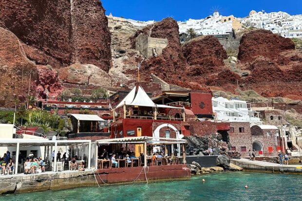 Ammoudi Bay. Photo by Annie Fitzsimmons, courtesy Indagare