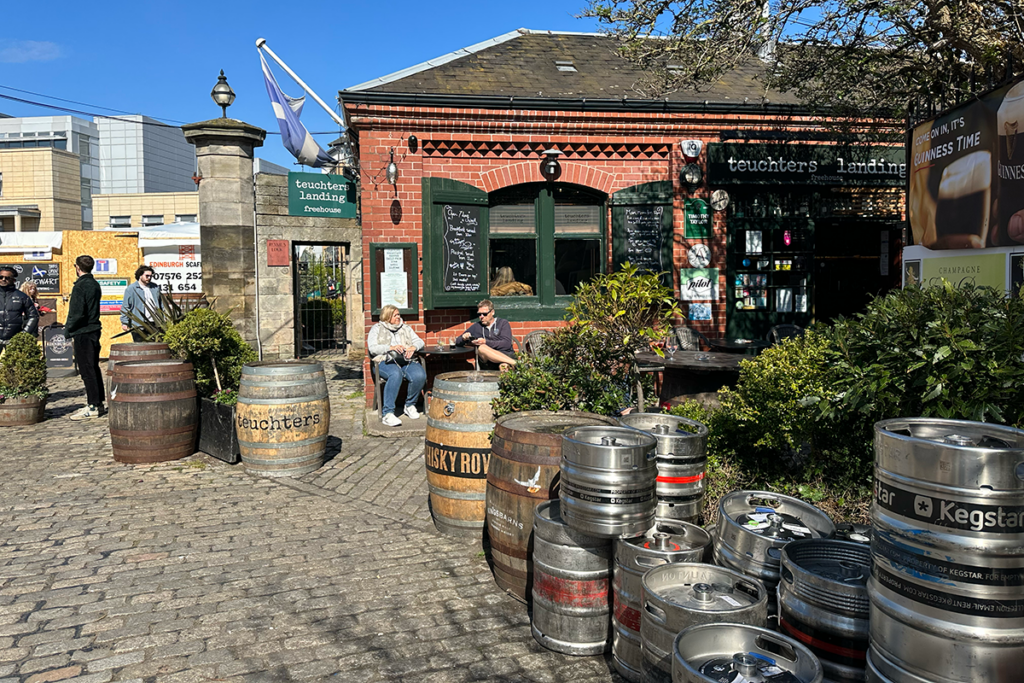 Teuchter’s Landing Leith Exterior