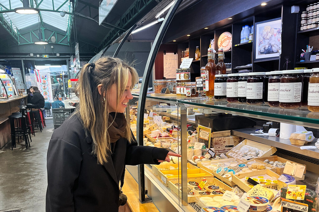 Paris Cheese Shop - Alicia